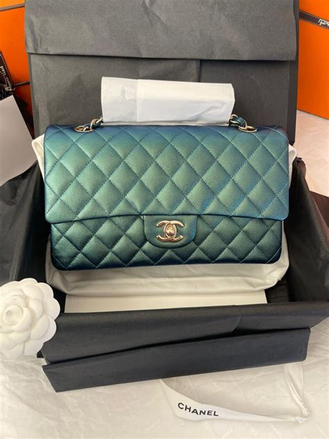 Chanel 22P Iridescent Green Medium Classic Flap 